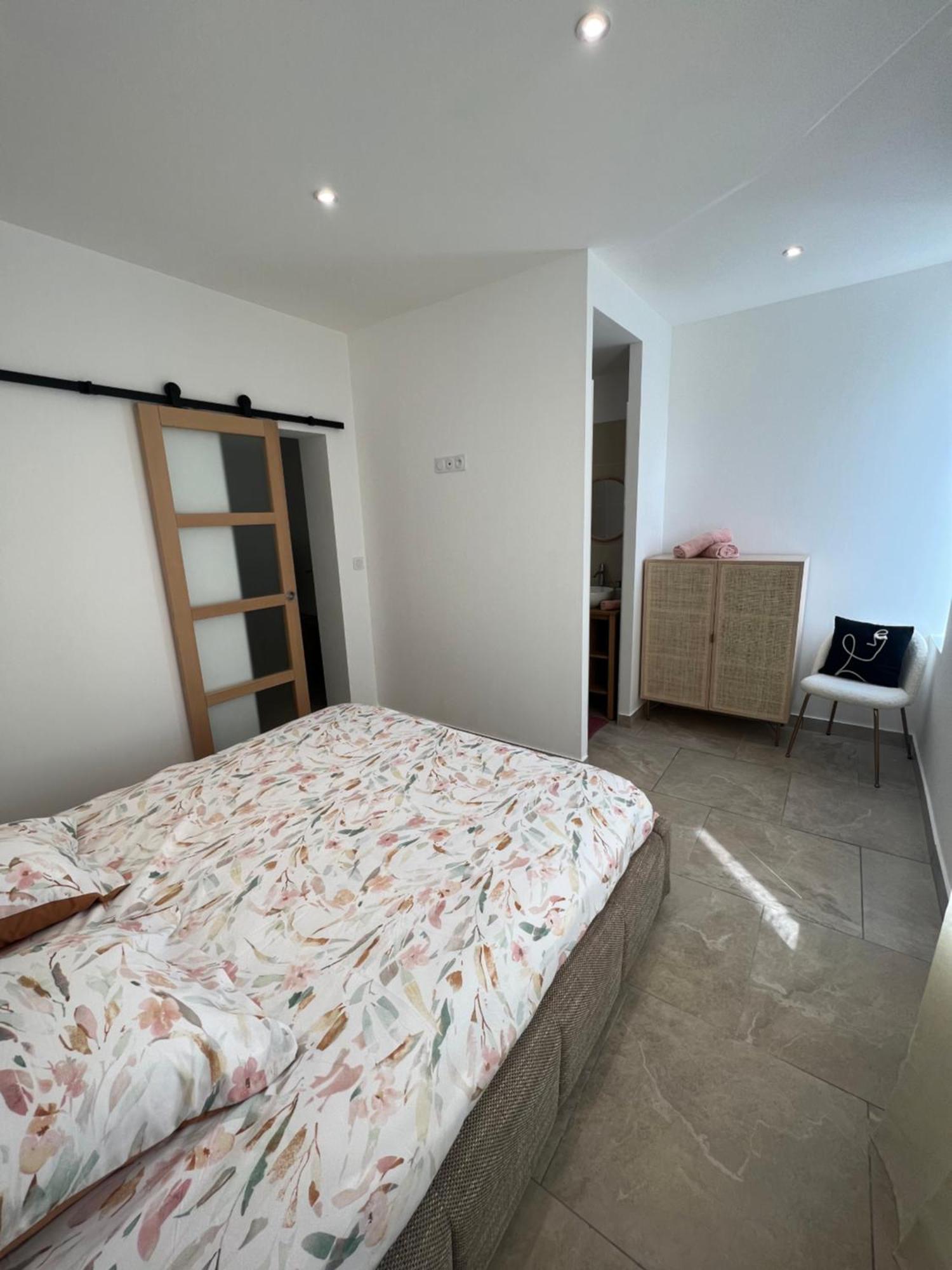 Le Jean Jaures Arrivee Autonome Apartment Vierzon Bagian luar foto